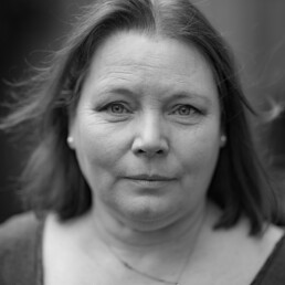 Joanna Scanlan